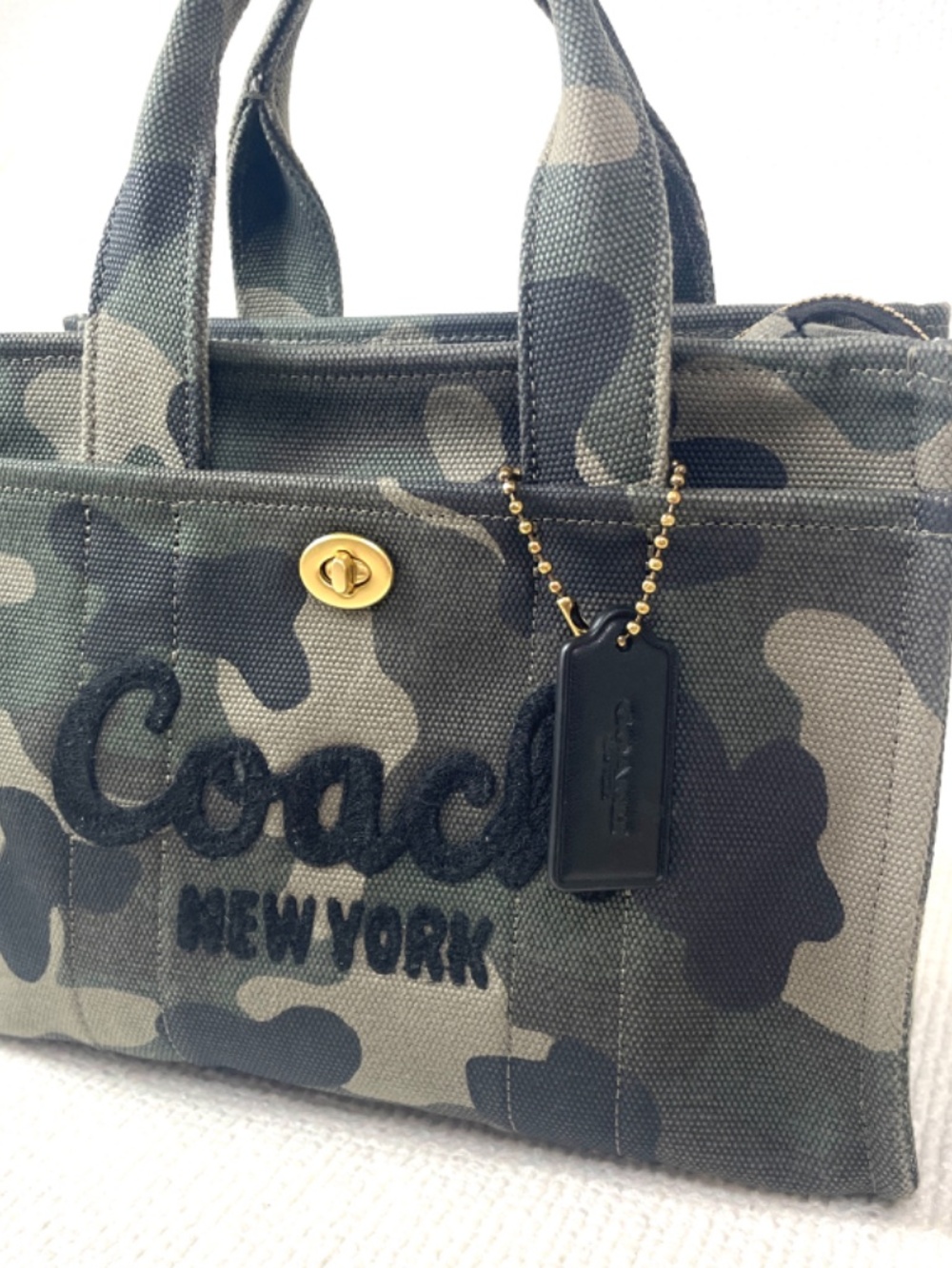 Coach Small Cargo Canvas Tote 26, Camo Green EUC With Tags - Picture 4 of 15